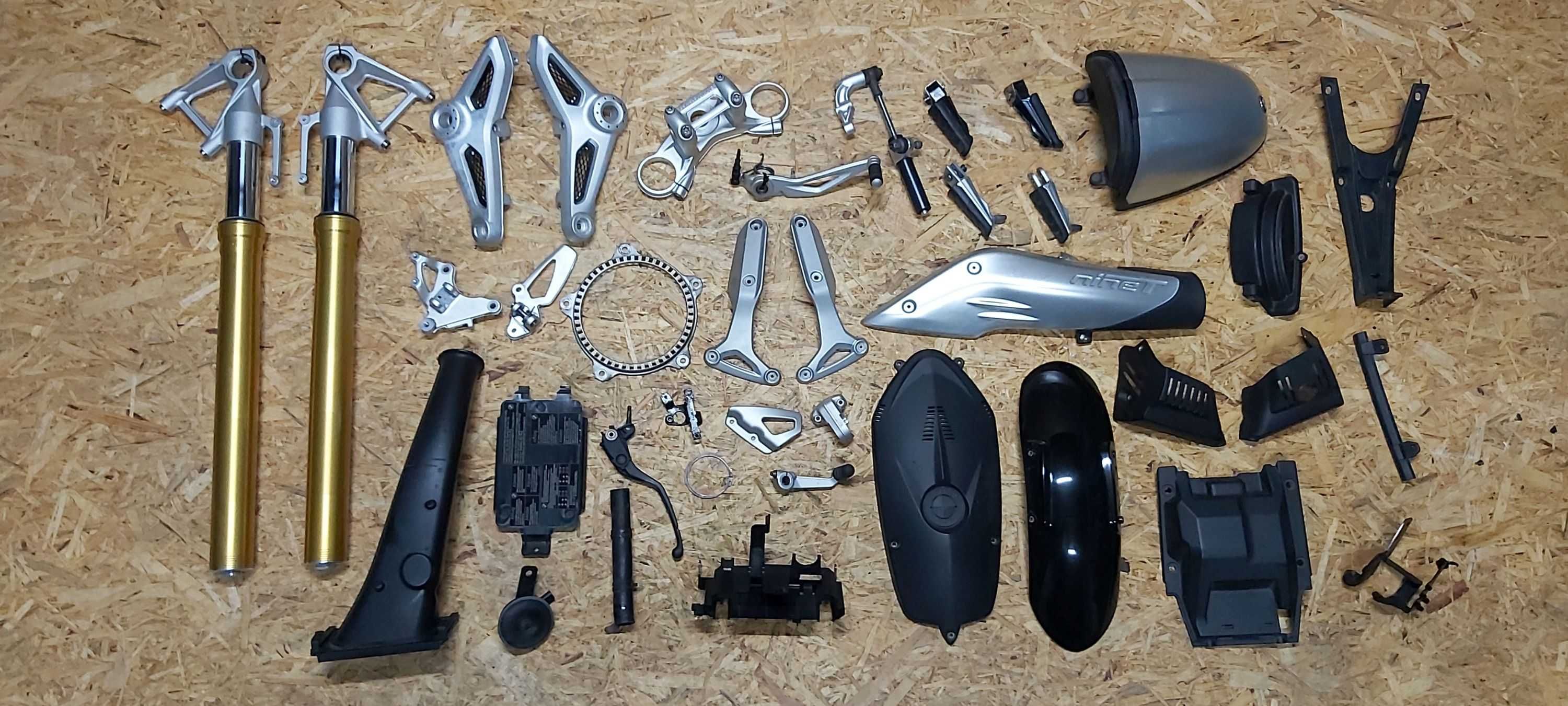 R nineT kanpa lancuch zebatka blotnik airbox wlot szyba zamek Ninet