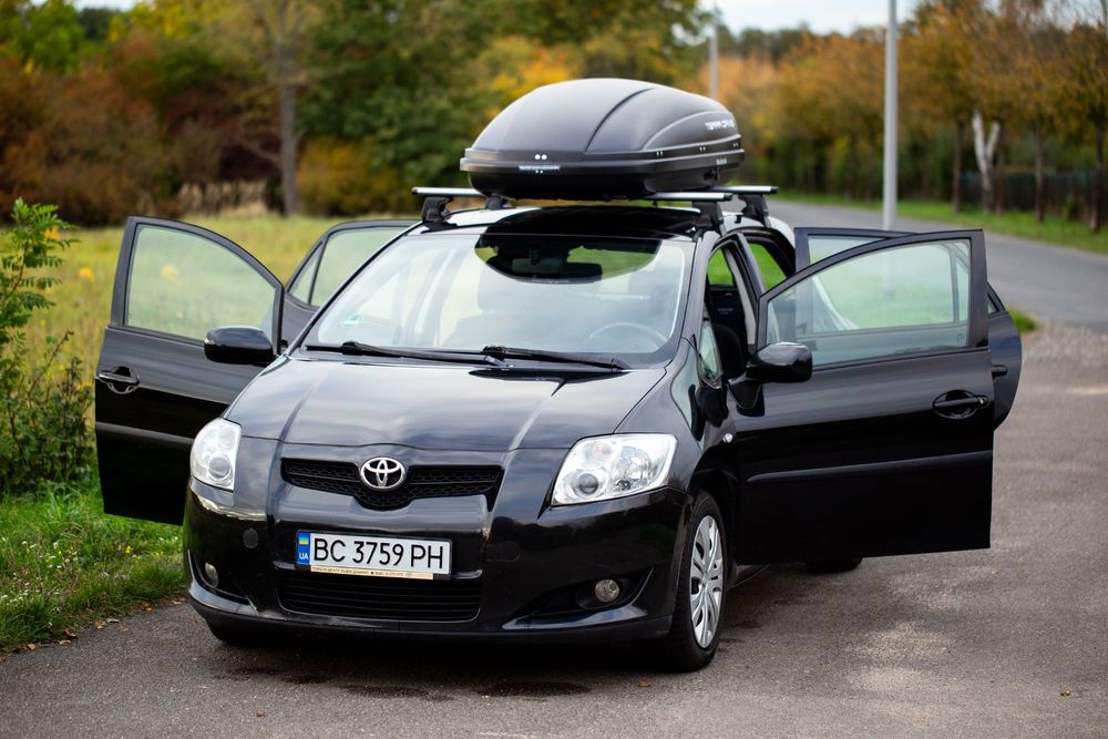 Toyota Auris 1.6 2007 газ бензин РКПП