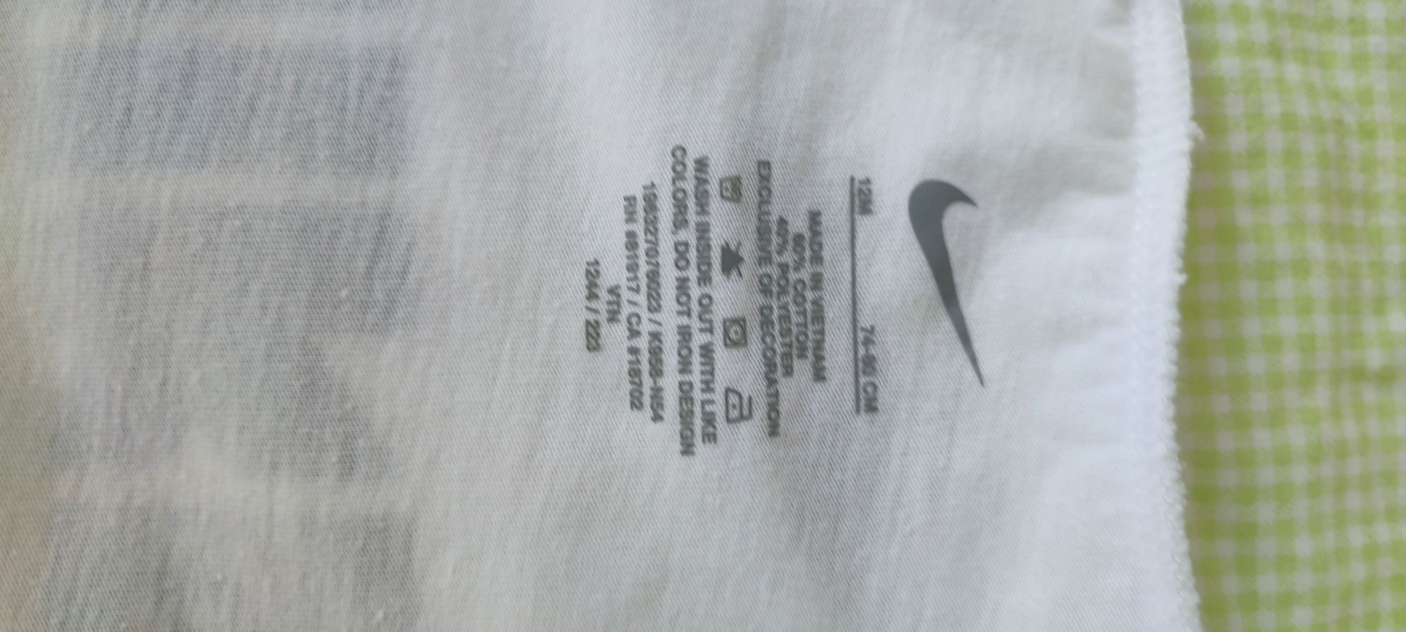 Летний костюм NIKE р74-80 в отличном состоянии