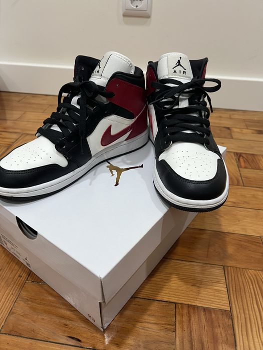 Air Jordan 1 mid