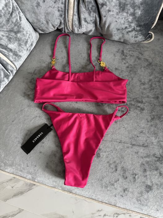 Розовый купальник люкс бренд