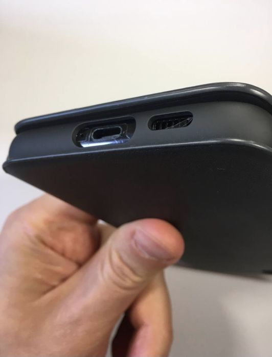 Чохол-книжка S-View Clear View Cover Smart Flip SM-S901 на Samsung S22