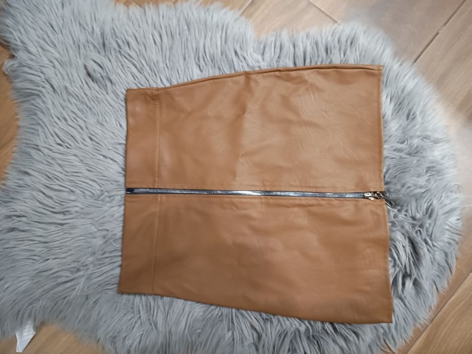 Kamelowa karmelowa spódnica spódniczka mini skórzana s xs nowa