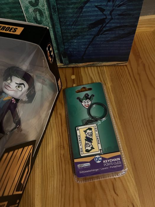 Продам стильний колекційний набір для фанів DC / Batman & Joker