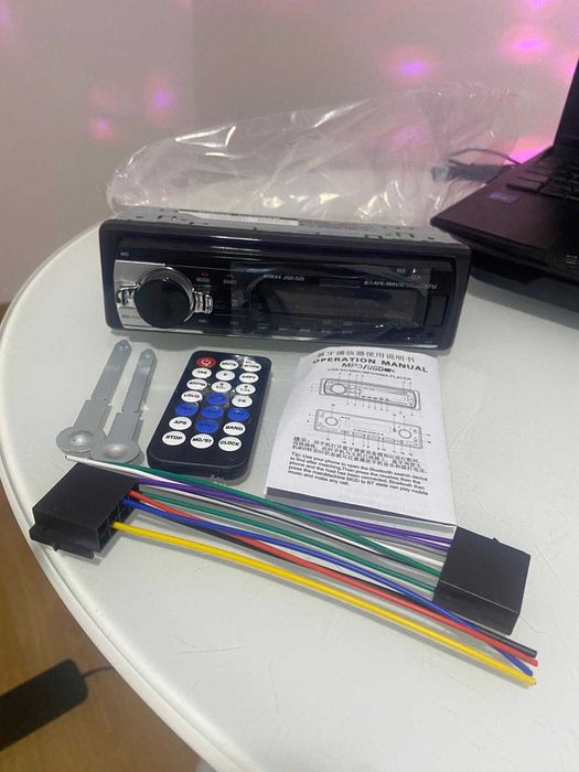 Autorádio Bluetooth novo em caixa