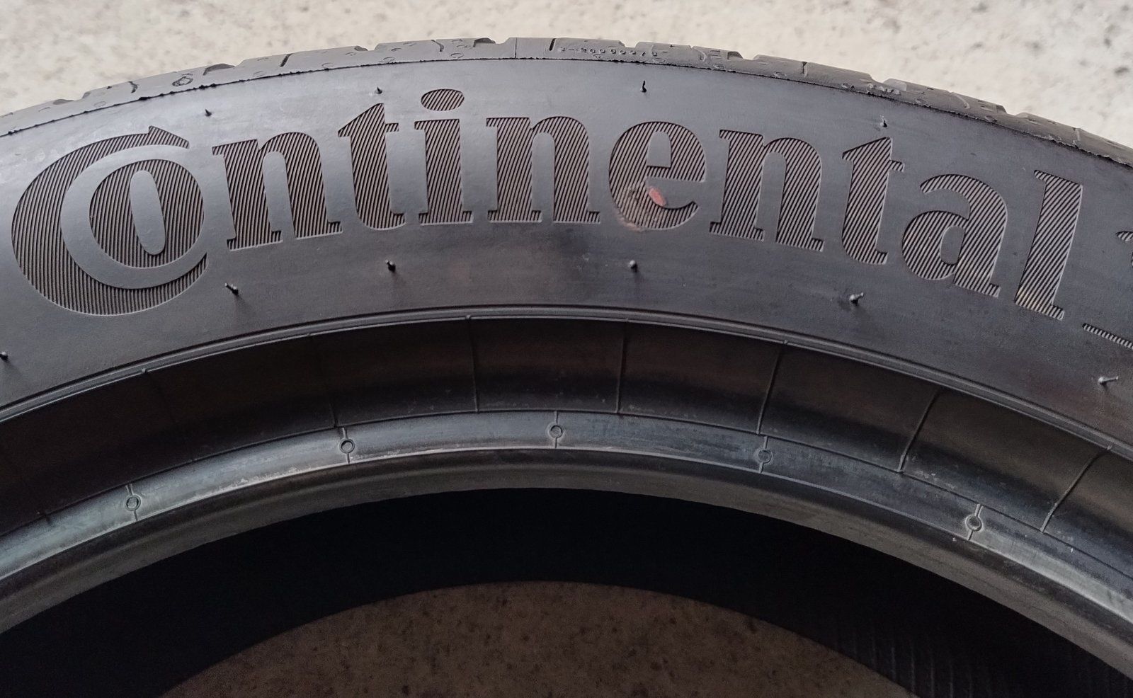 Шини б в літні R17 205/55 Continental Eco Contact 6