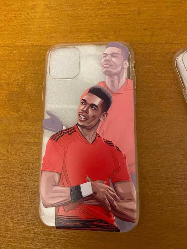 capas para iPhone 11 nunca usadas.