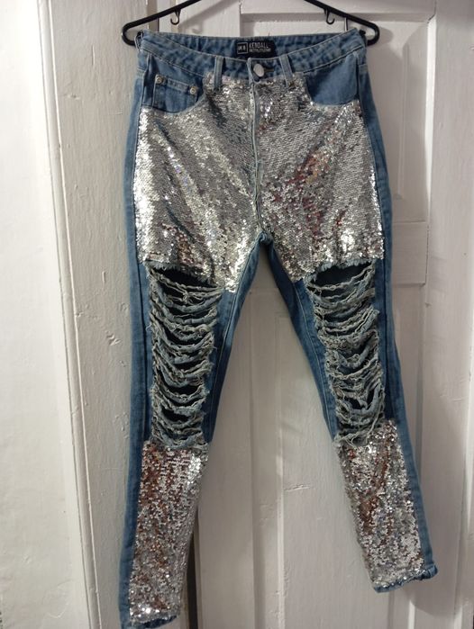 Spodnie jeans dżinsy Kendall z dziurami