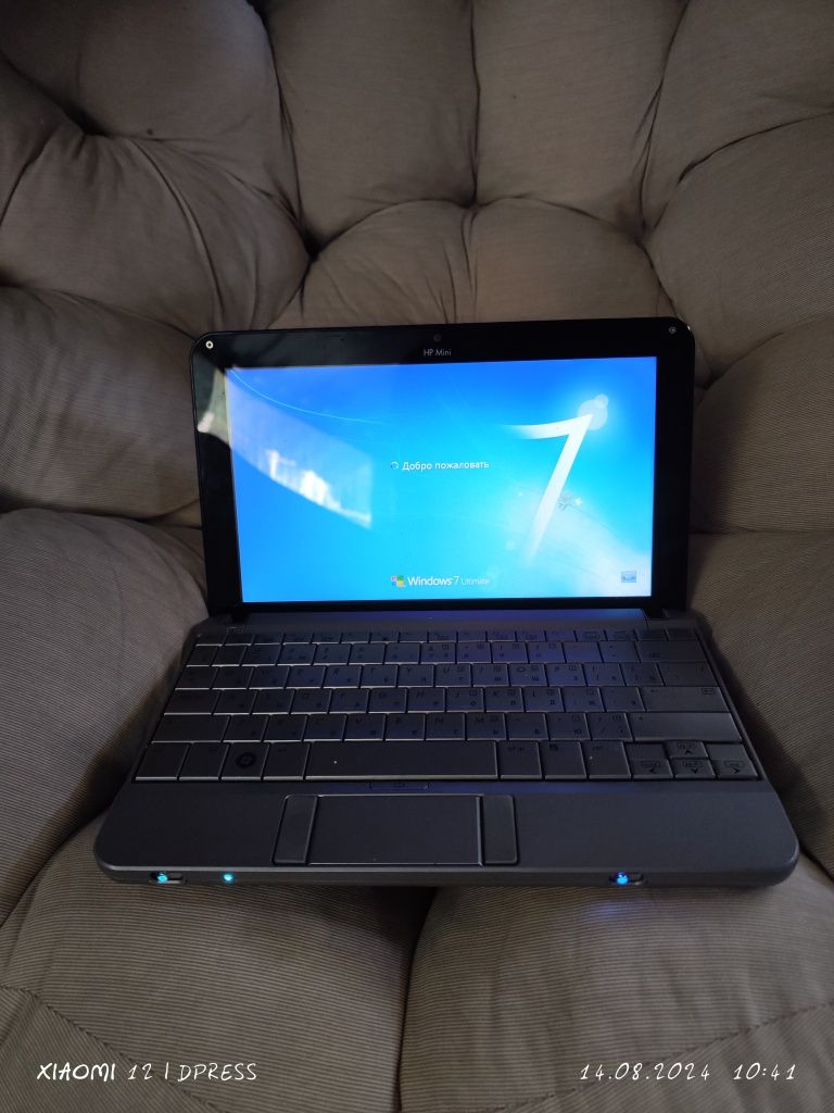 Нетбук HP Mini 2140