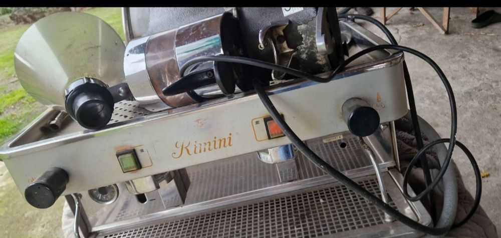 Maquina cafe 2 grupos e moinho