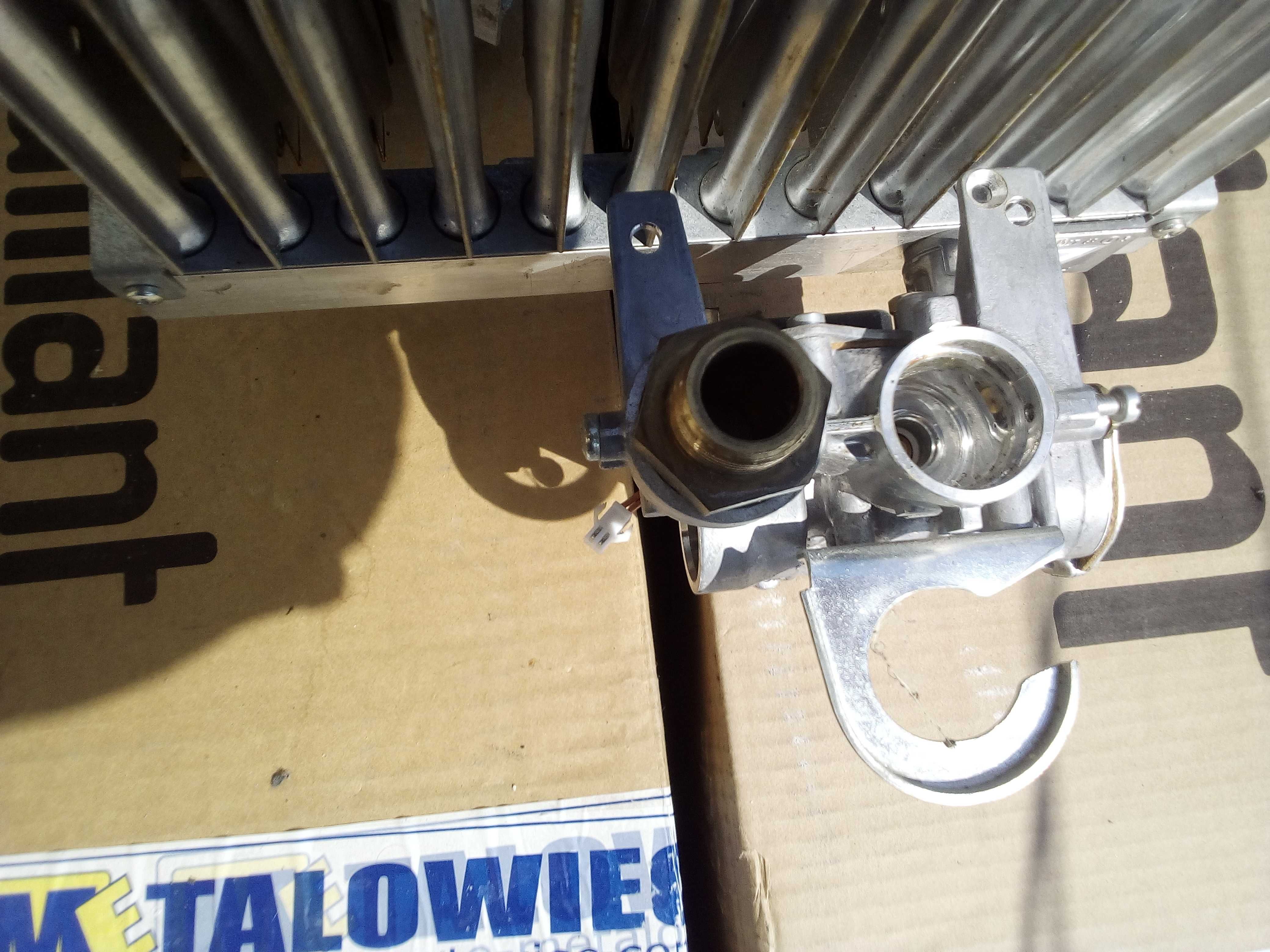 2xZESPÓŁ GAZOWY + PALNIK Vaillant atmoMag 11 mini Vaillant  MAG 11-0/0