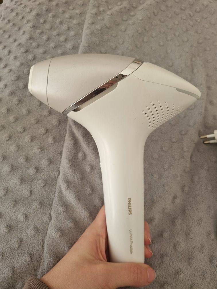 Depilator laserowy Philips lumea prestige brie953