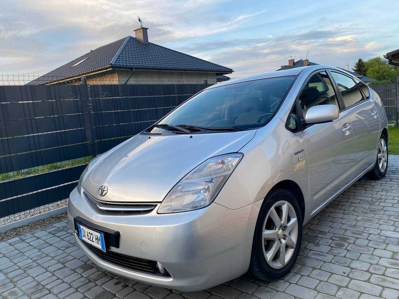 Toyota Prius (Hybrid) Executive