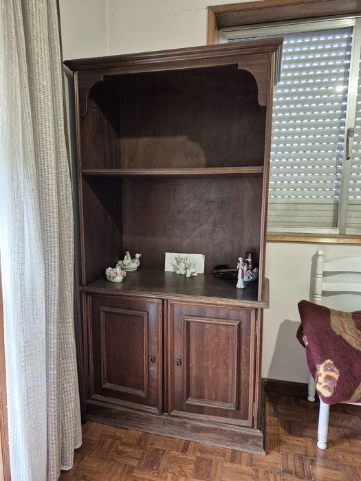 Estante Antiga para Quarto/Sala