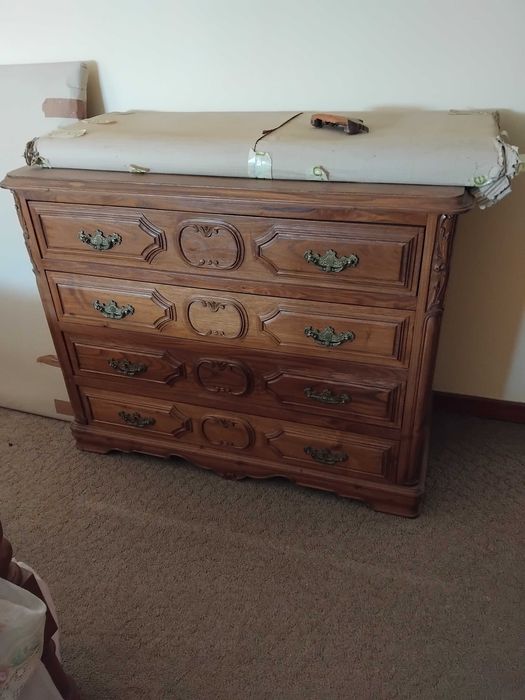 Mobília antiga venda urgente