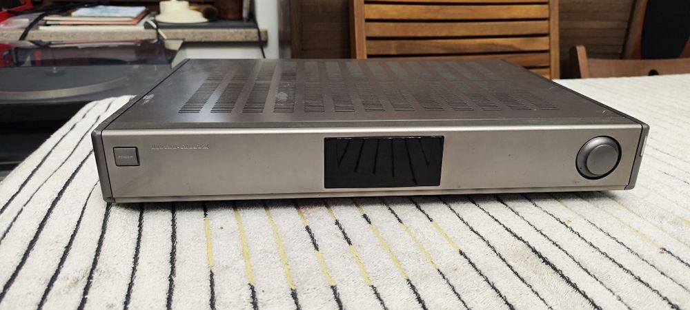 Marantz SR1020  amplituner