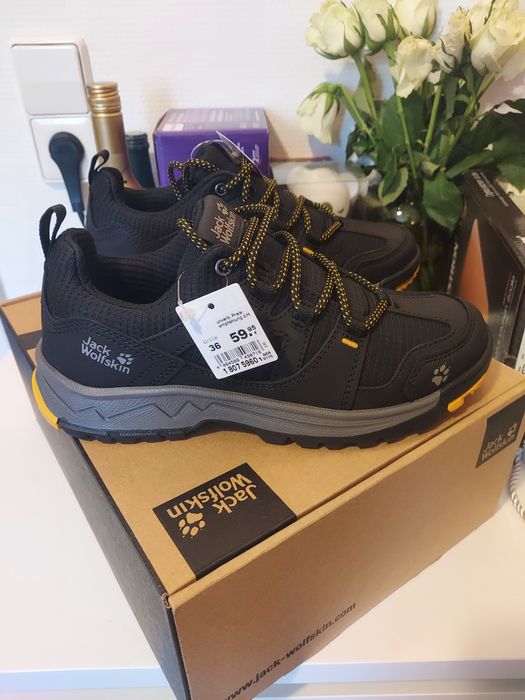 Фирменные оригинал кроссовки Jack Wolfskin демисезонные