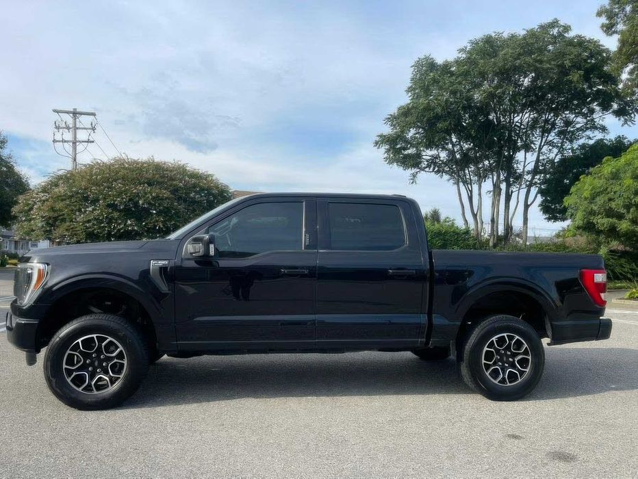 Ford F-150 Lariat SuperCrew      2021