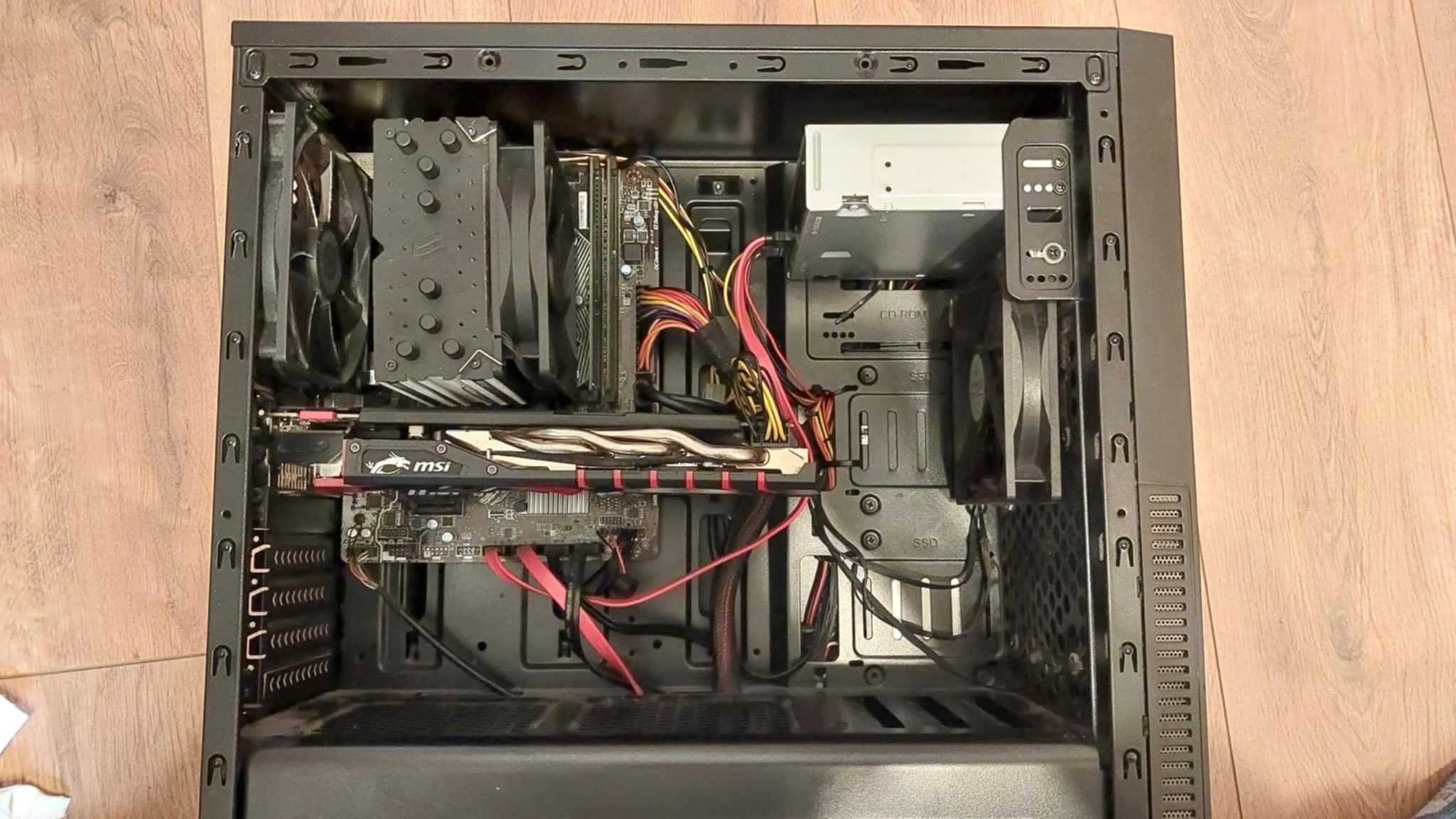 Komputer i7 / GTX 960 / 16GB RAM / SSD / Windows 10