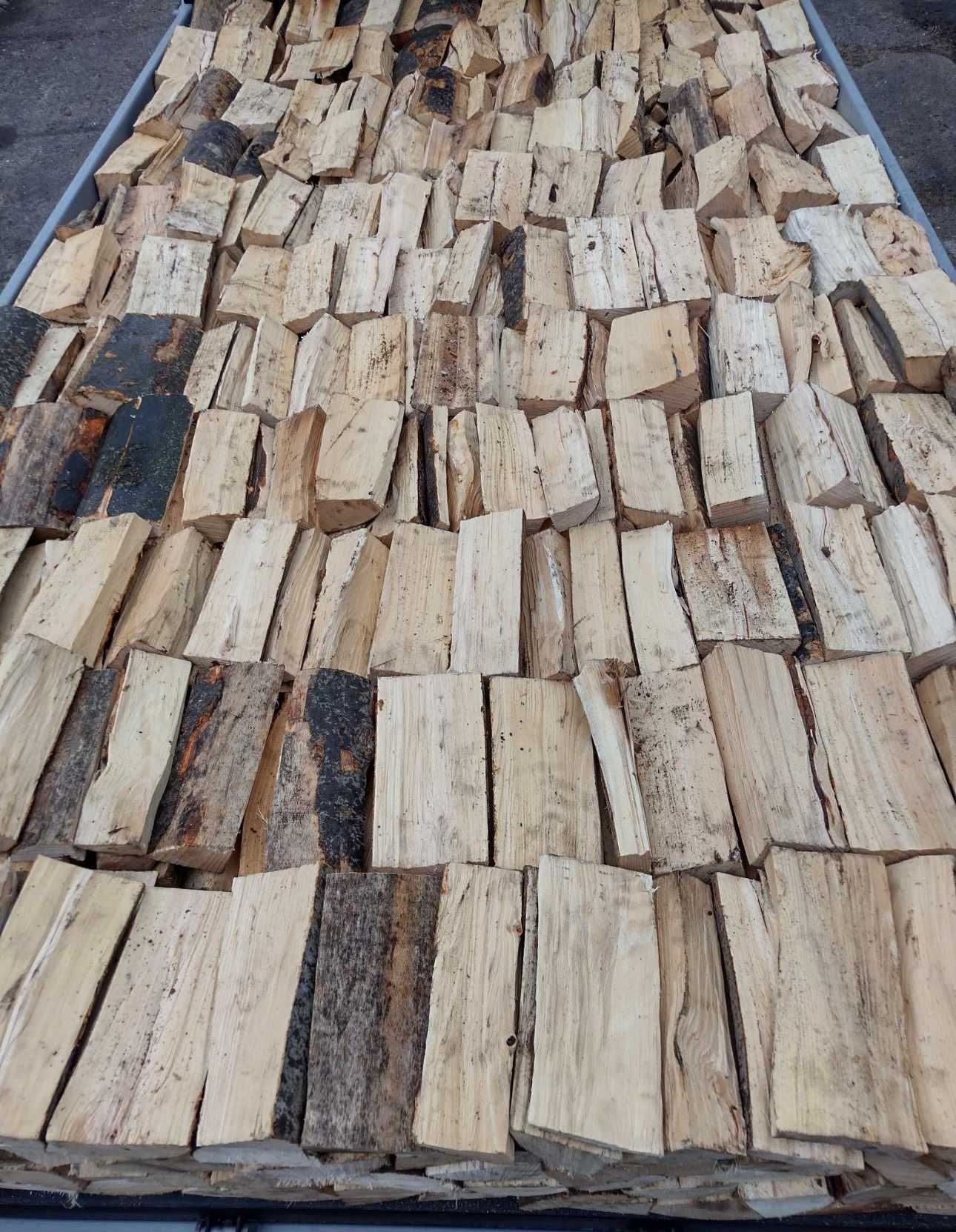 drewno drzewo kominkowe opałowe twarde układane metry uczciwa jakość