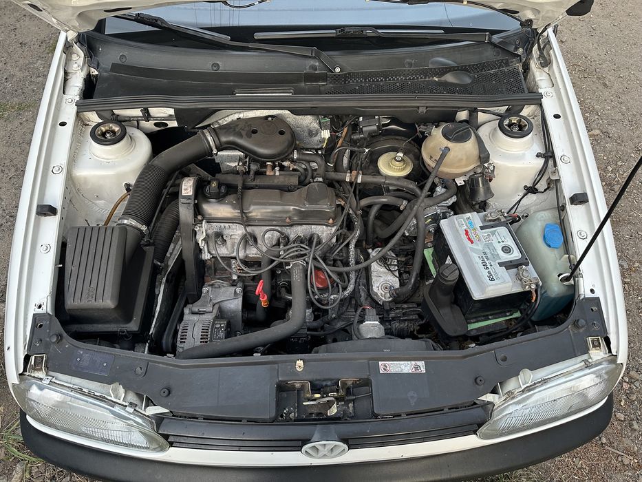 Продам гольф 3 автомат 1.8 Газ/бензин