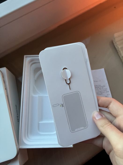 iPhone 11 - biały