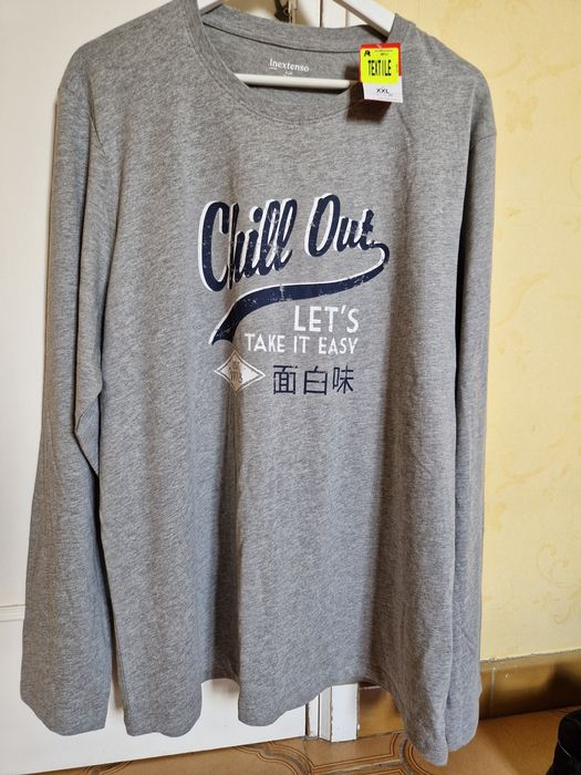 camisolas  novas em algodão sweatshirt
manga comprida
Novas sem uso