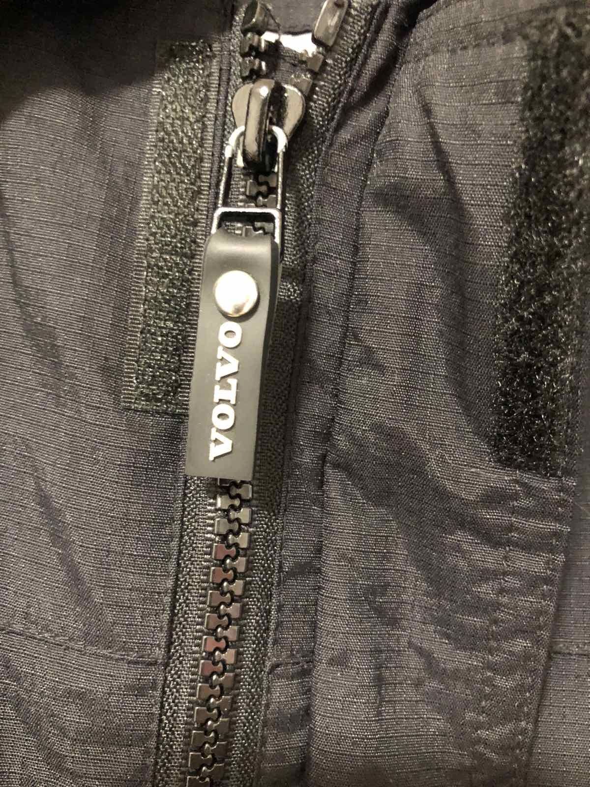 Куртка - мерч від Volvo, оригінал