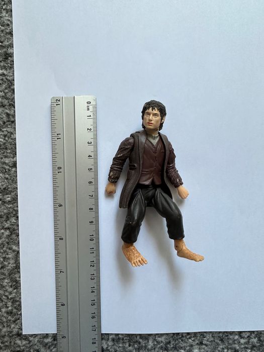 Фігурка колекційна Фродо