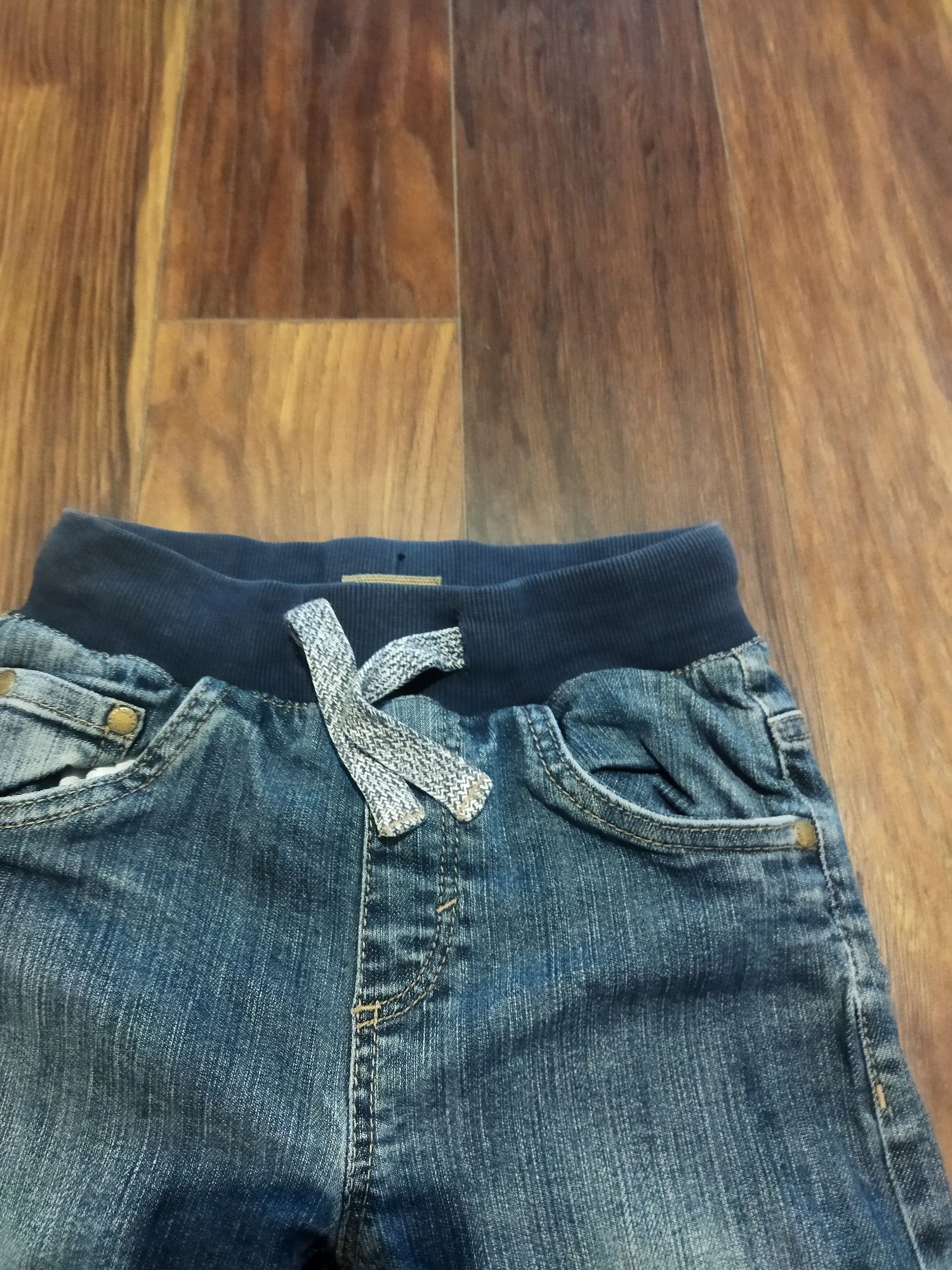 Spodnie ocieplane jeansowe 116 dla chłopca