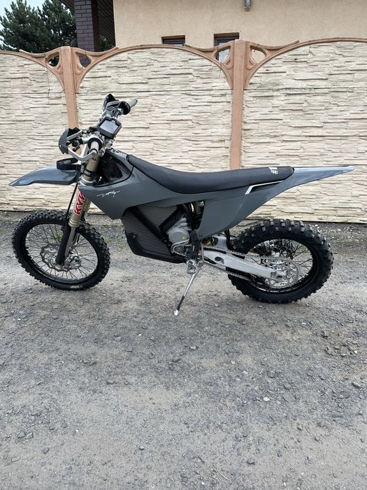 Stark Varg MX 80Hp 1000nm elektryczny jak nowy dużo dodatków enduro EX