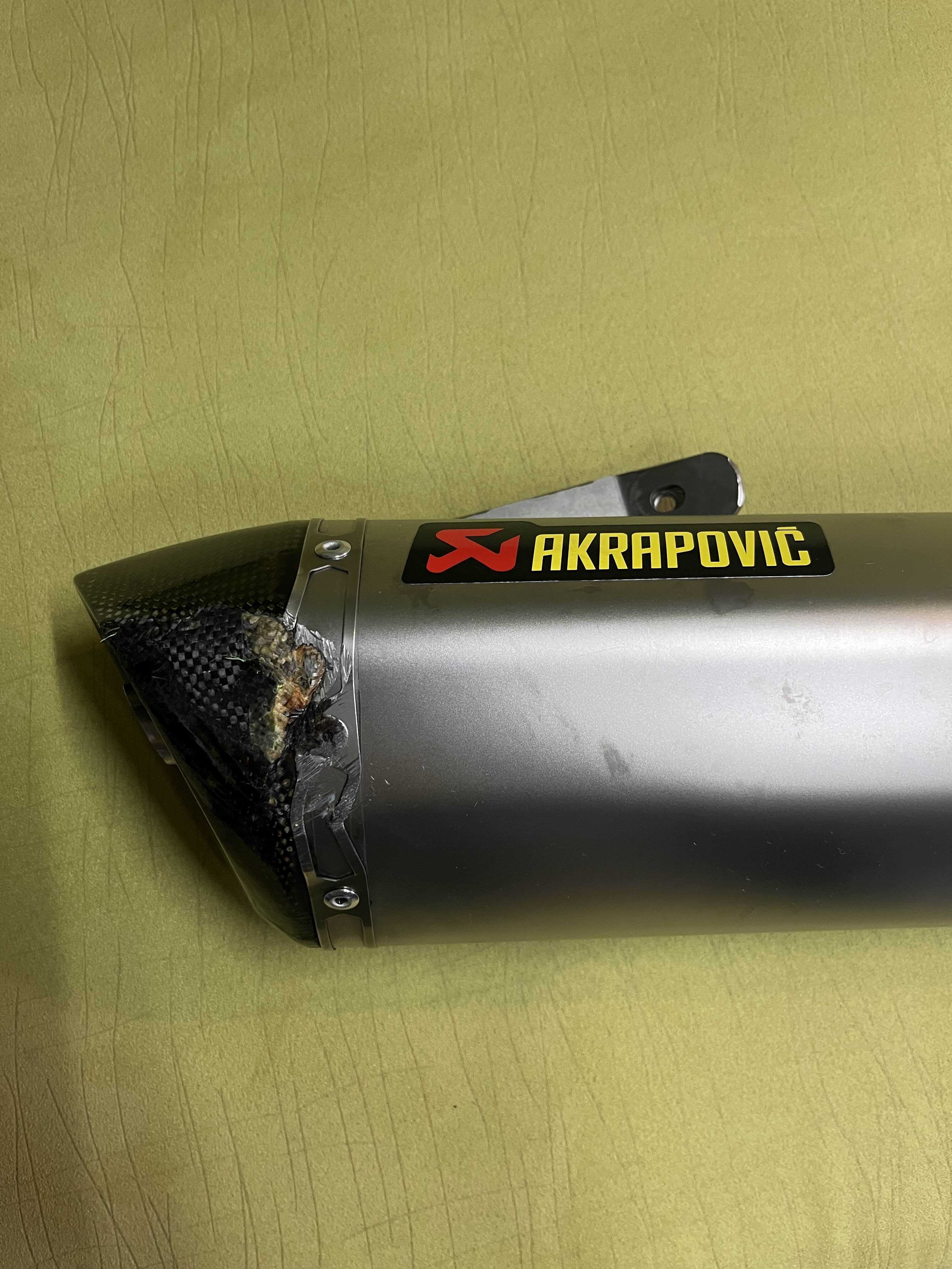 ORYGINALNY Układ wydechowy AKRAPOVIC Yamaha R125/MT 125 rok 2014/2018