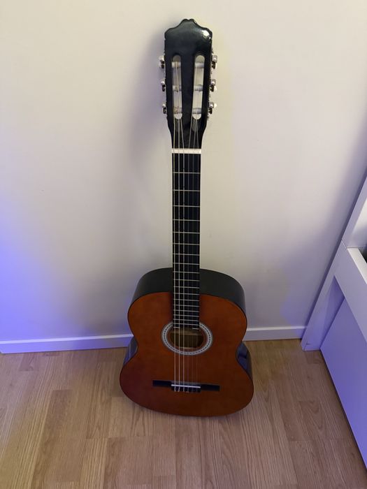 Viola/guitarra em bom estado