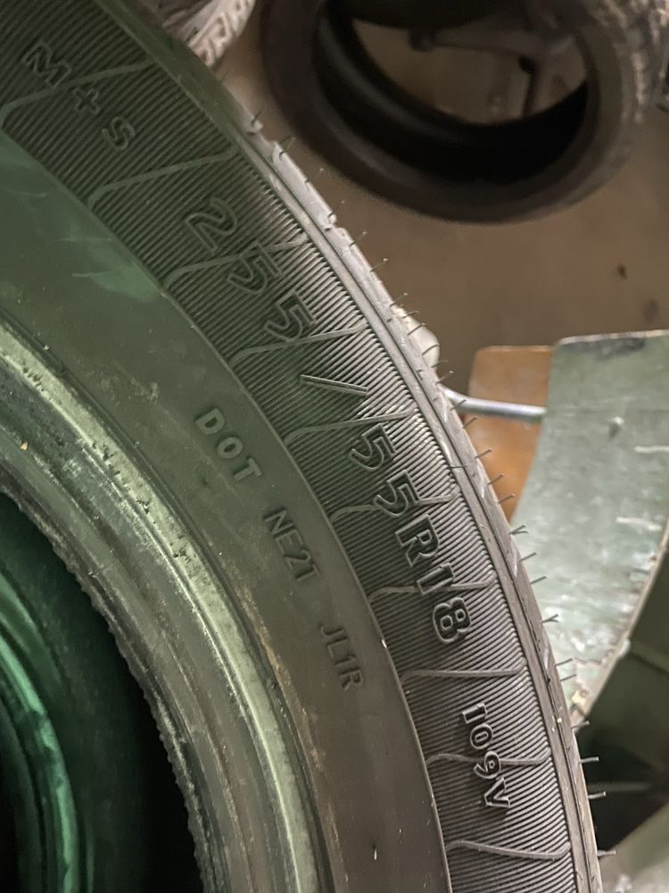 255/55r18 wielosezon goodyear