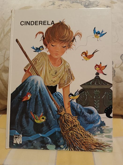 Livro Cinderela. Cala Dura