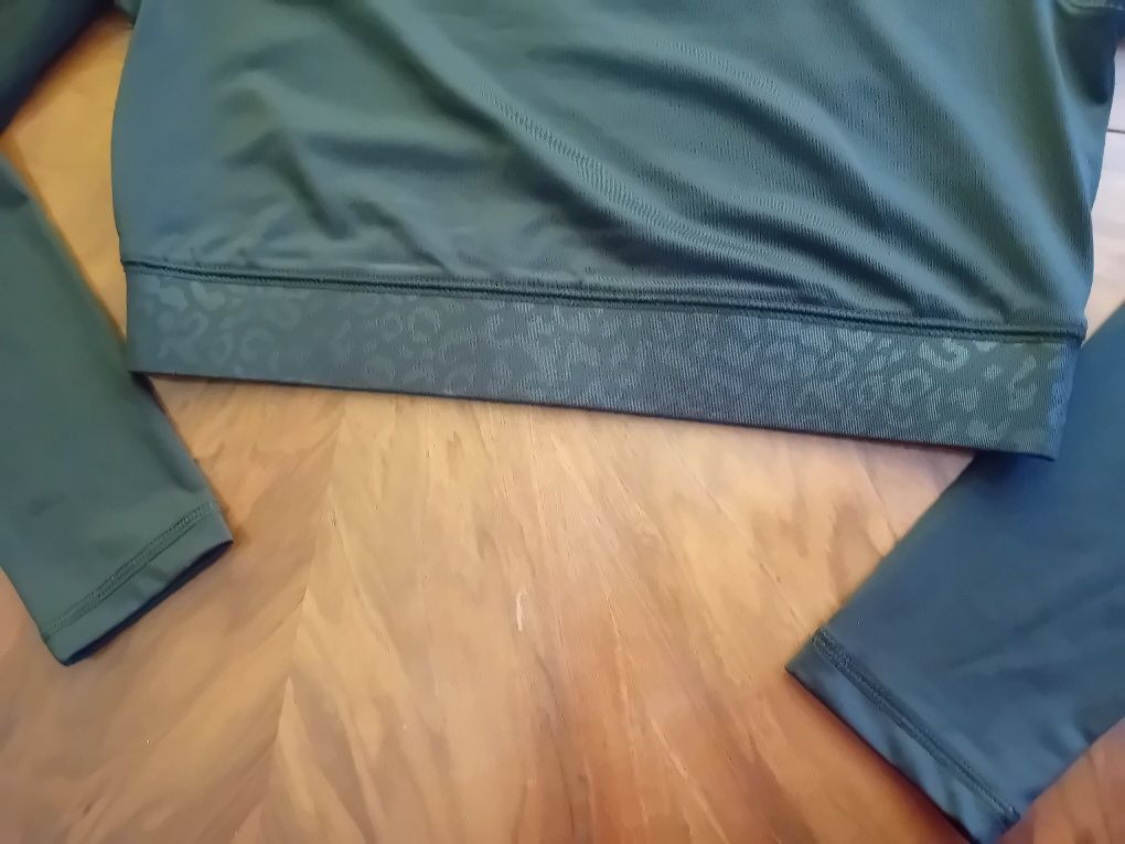 Bluzka sportowa z długim rękawem