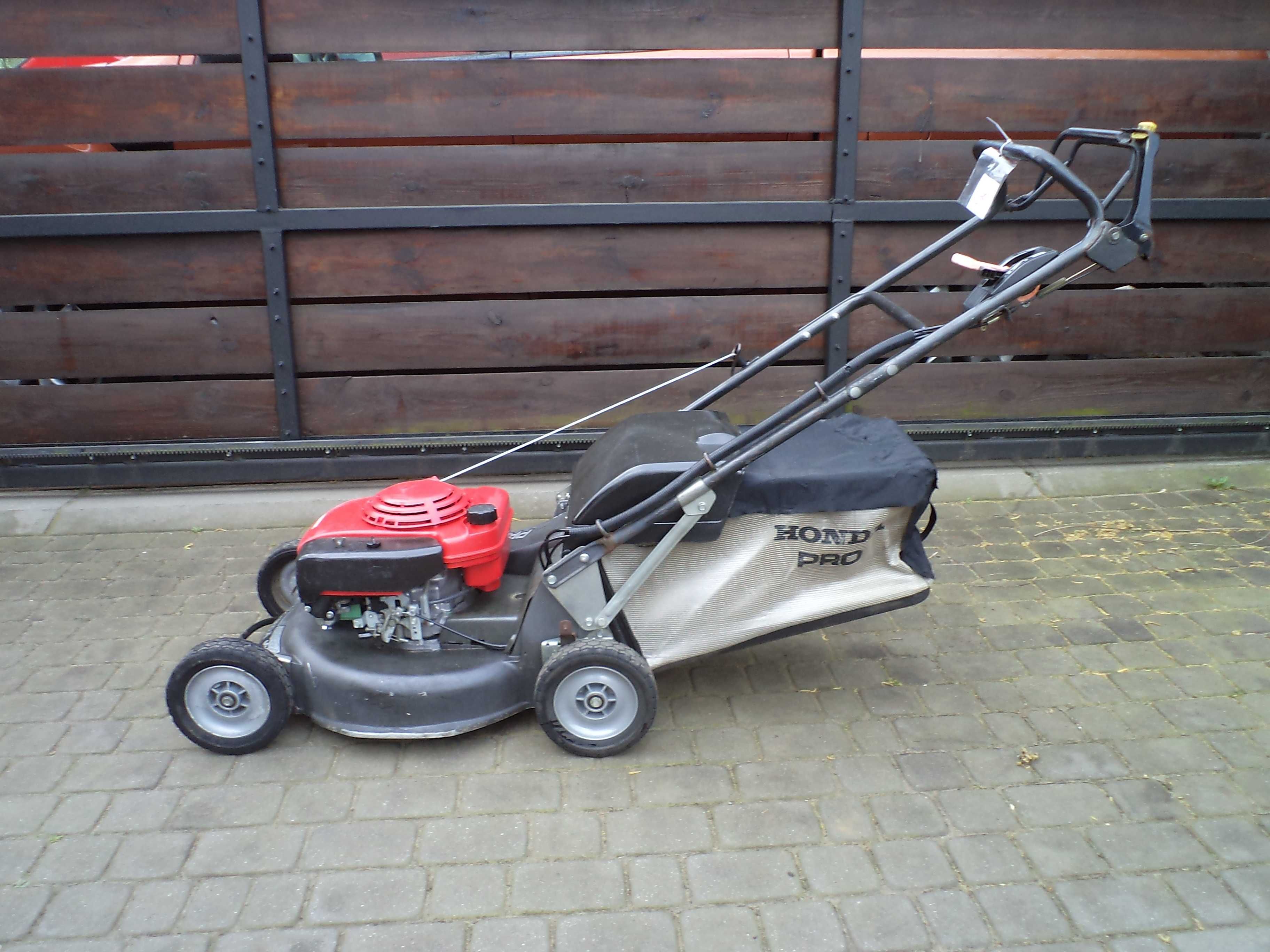 Kosiarka spalinowa Honda HRH 536 sprzęgło noża Hydrostatic Wał kardana
