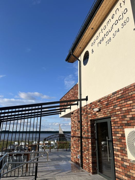 Żubr apartamenty & Restauracja |jacuzzi, paintball, sauna|