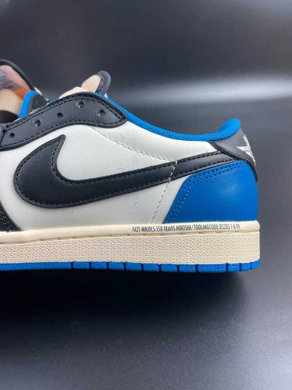 Jordan 1 Retro Low OG SP Fragment x Travis Scott R.43