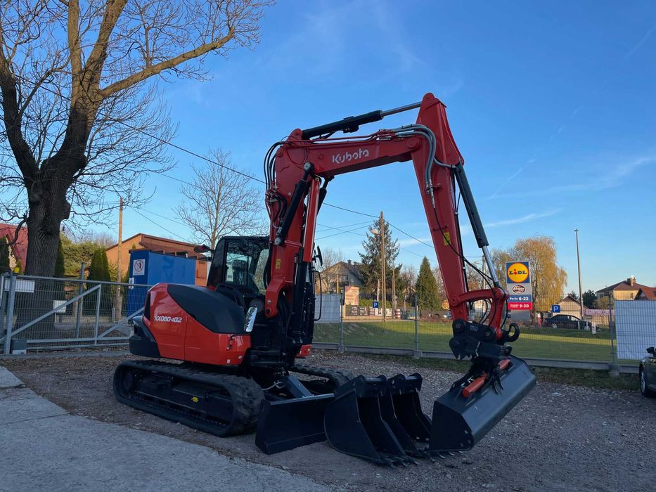 Wynajem koparki gąsienicowej 8 - 9 ton - Kubota KX 80