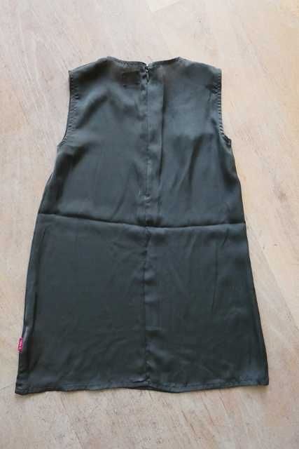 Sukienka letnia prosta oryginalna oliwkowa; 110/116cm; 5-6l; NAME IT
