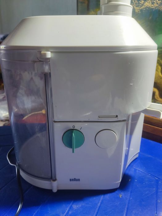 Продаю соковыжималку Braun Type 4 295
