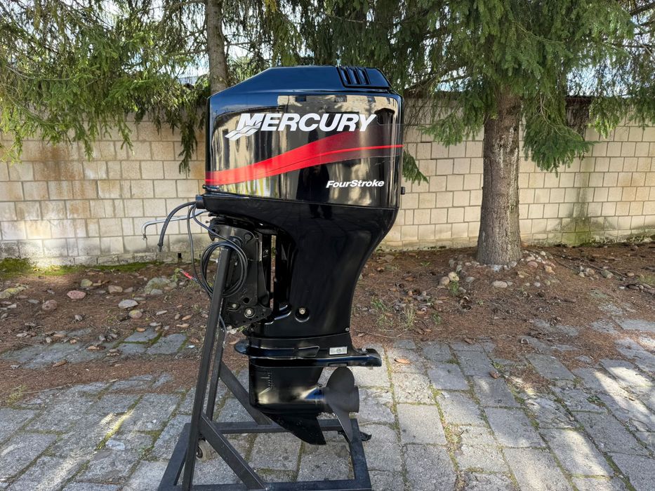 Silnik zaburtowy Mercury 90 4T