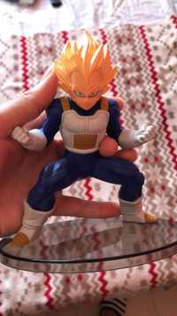 Figura dragon ball super saiyan vegeta