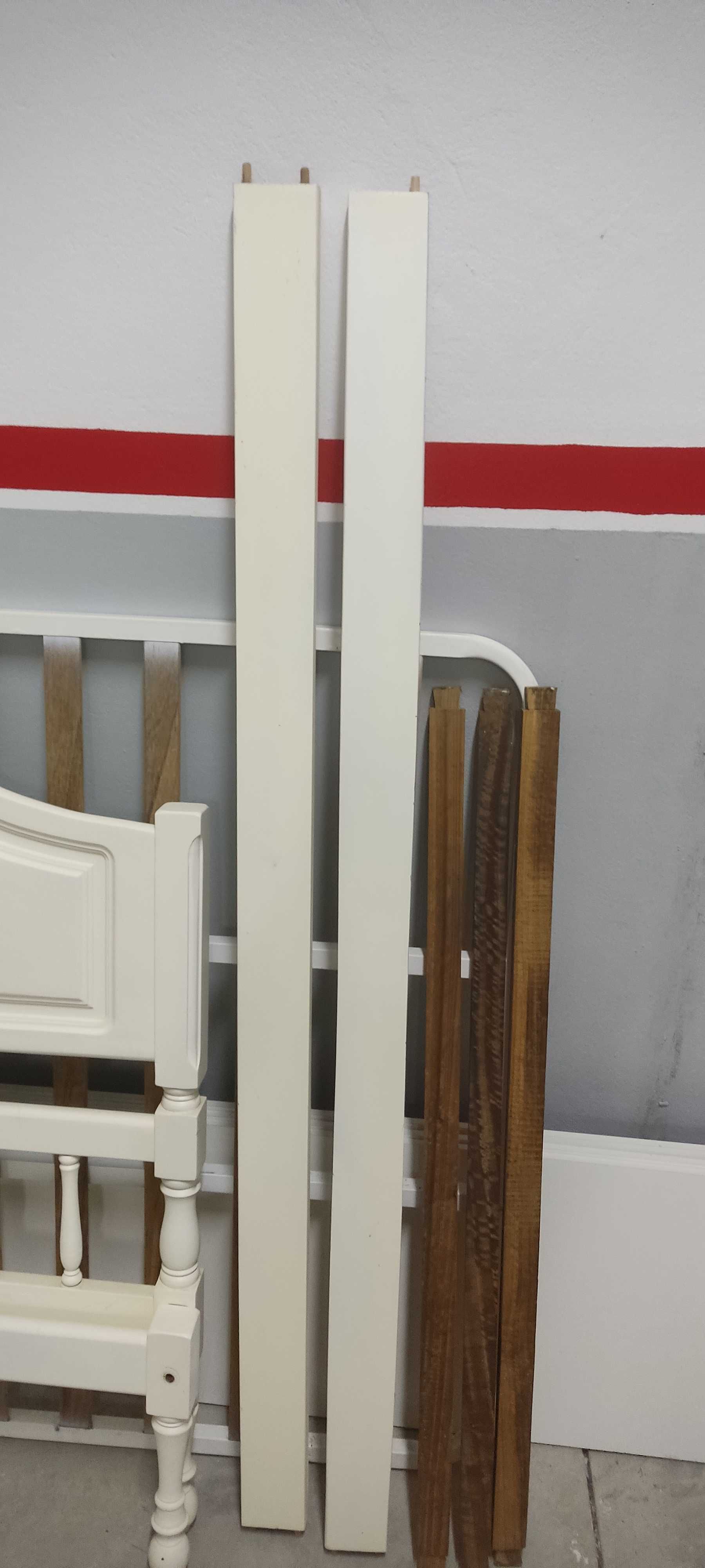 Cama de casal branco