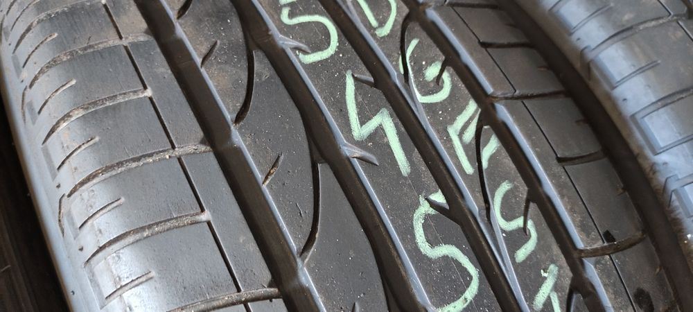 Pneus 235/45/19 semi novos