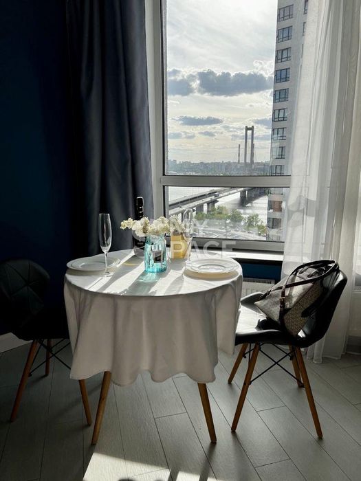 ЖК Зарічний, вул. Зарічна, 1г/Славутич, Осокорки, Позняки/ЖК Севен