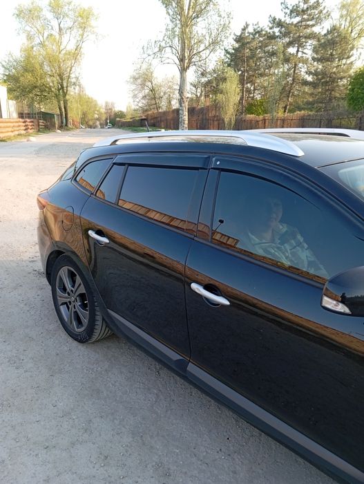 Продам Меган рено