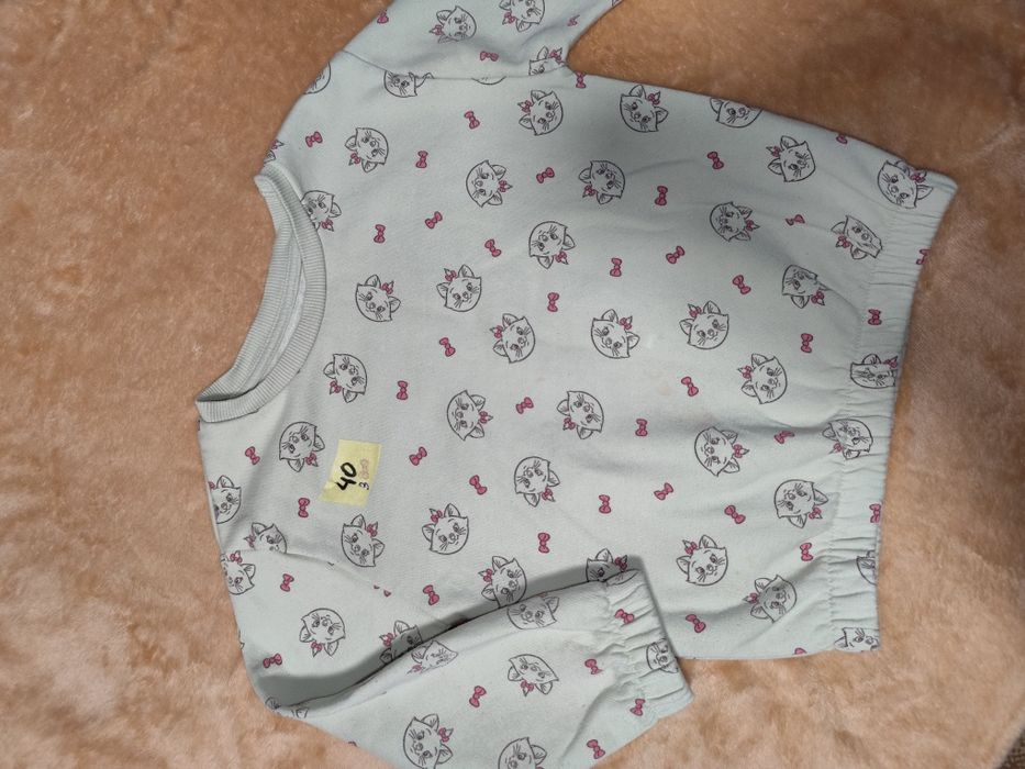 Продам дитячий одяг в гарному стані