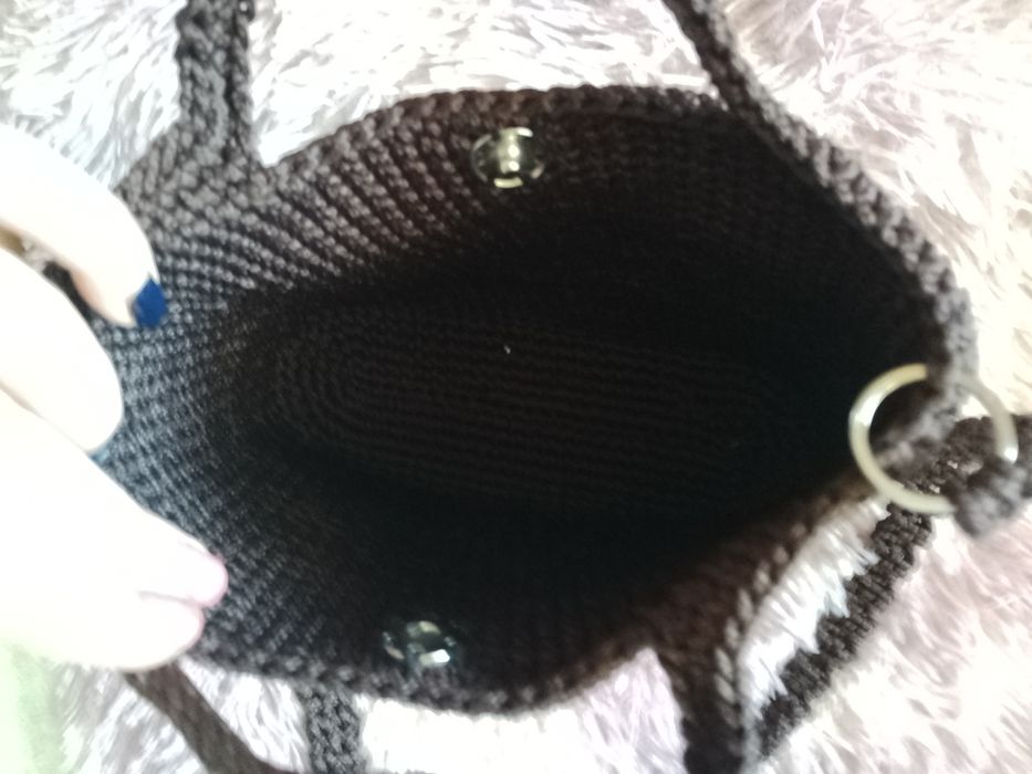 Нова коричнева на кнопці